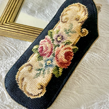 Tapestry Glasses Case, Petit Point, Needlepoint, Floral Pattern, Vintage 50s 60s 