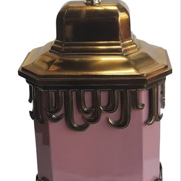 Art Deco Mid Century Modern Chinoiserie Salmon Pink Porcelain & Brass Table Lamp Hollywood Regency 