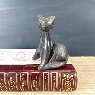 Folk art Mexican clay cat figurine - vintage cat decor 