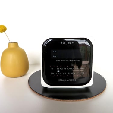 Sony Dream Machine White Cube Clock Am/FM Radio, Post Modern Sony ICF-C120,  1980s Pop Alarm Clock Radio 