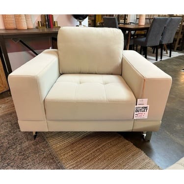 Final Sale - Seattle Leather Chair