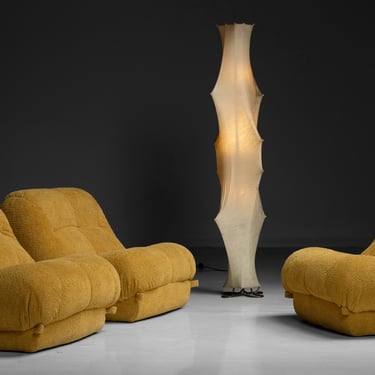 Modular Sofa / Scarpa Floor Lamp