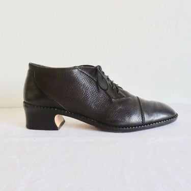 Vintage 1990's Size 8.5 Italian Women's Black Leather Cap Toe Oxford Shoes Lace Up Tie Petra Made in Italy 