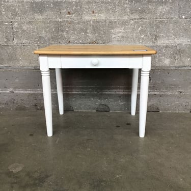 Beachy Side Table (Seattle)