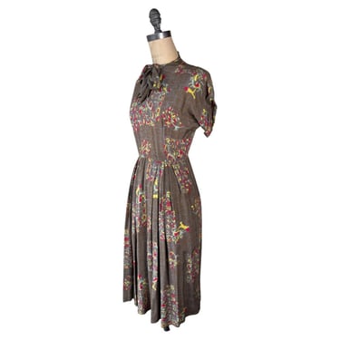 1940s rayon novelty print dress 
