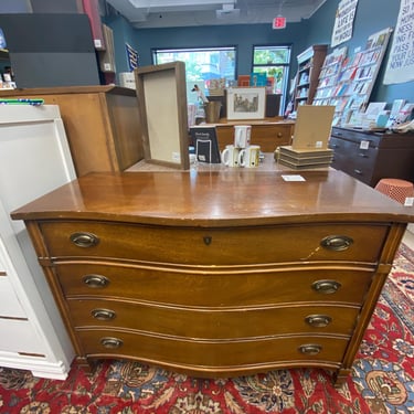 Franklin - Vintage Dresser 