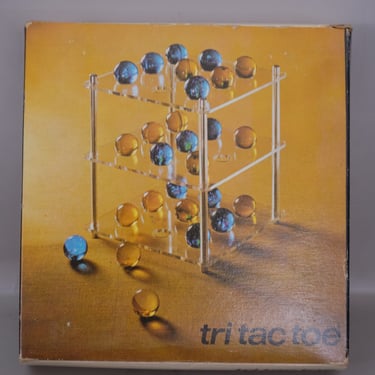 70s 3D Tic Tac Toe Marbles Game Reiss 