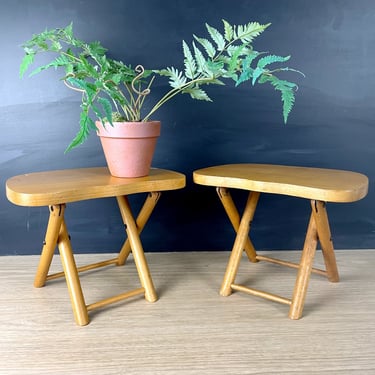 Nevco Fold'n Carry Stools - a pair - 1970s vintage 