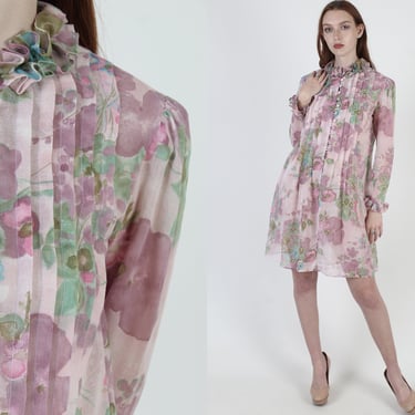 1980s Airy Floral Dress, Lightweight Pastel Color Shift Dress 