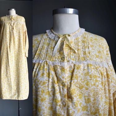 1960s Yellow Floral Flannel Nightgown / Vintage Virgin Suicides Style Long Nightgown / Soft Vintage Flannel Nightgown / 60s Sleepwear 