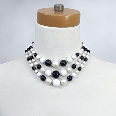 VINTAGE 50s Black White & Pearl 3 Strand Beaded Necklace Choker JAPAN | 1950s Mid Century Bubble Gum Bib Necklace | VFG 