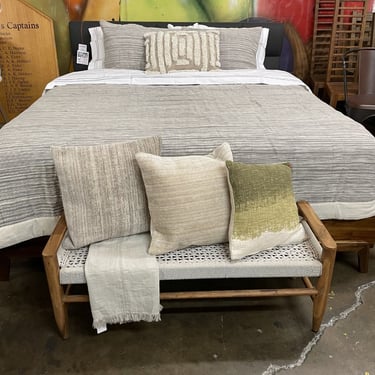 Remix King Wood Bed in Grey