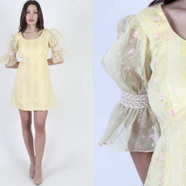 Pastel Velvet Floral Short Dress, Vintage 70s Bohemian Puff Sleeve Mini Frock, Seventies Fit N Flare Tea Party Outfit 