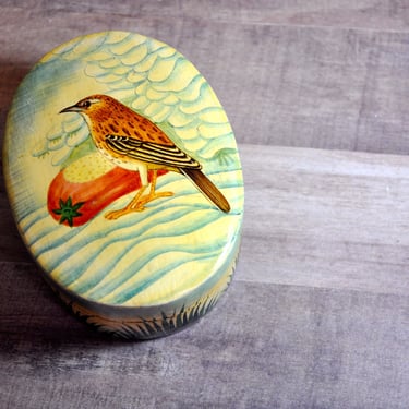 Beautiful Lacquered Trinket Box Vintage Kashmir Oval Trinket Box Folk Art 1940's Lacquer Box With Lid Gift for Her Hand Painted Bird Decor 