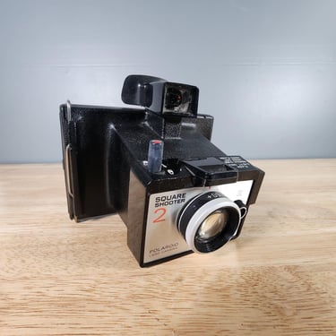 Vintage Polaroid Square Shooter 2 Land Camera 