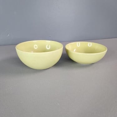 Russel Wright Chartreuse Iroquois Casserole Bowl Set 