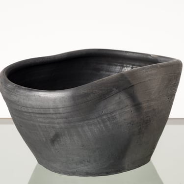 "Carbone" Charcoal and Silver Finish Terracotta Bowl by Facto Atelier Paris
