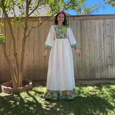 Vintage 1970’s White Maxi Dress with Green Floral Detail 