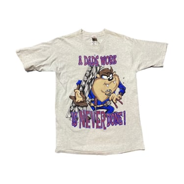 (L) Grey Looney Tunes "A Dad's Work is Never Done" Taz T-Shirt 081122 JF