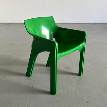 Green 'Gaudi' Chair by Vico Magistretti for Artemide, Vintage Collectible Early Model, 1970s Space Age Era 