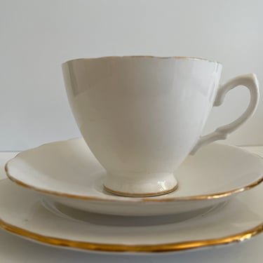 White Tea Cup Set - Royal Malvern Bone China made in England 