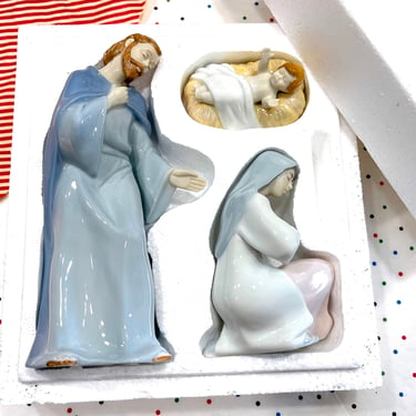 VINTAGE: 1992 - The Blessed Family Nativity Set - by Tim O'Brien Avon Fine Collectibles Mary, Joseph, Baby Jesus 