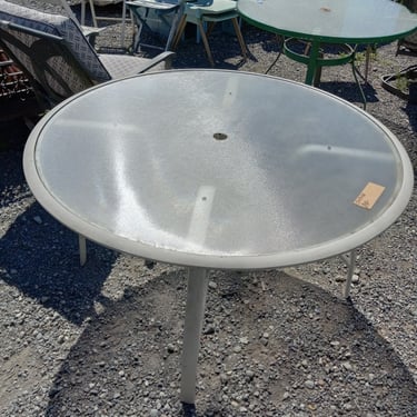 Round Patio Table with Glass Top
