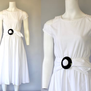Vintage Belted White Cotton Full Skirt Dress with Cutout Shoulders - 1980s Vintage Mindy Malone Day Dress - Medium 