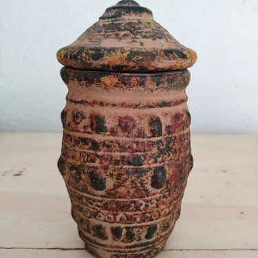 Rustic Pot with Lid 