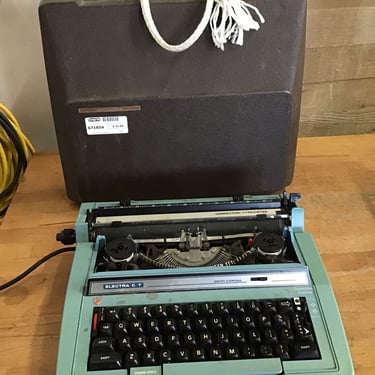 Vintage Smith-Corona Electric Typewriter (Tacoma)