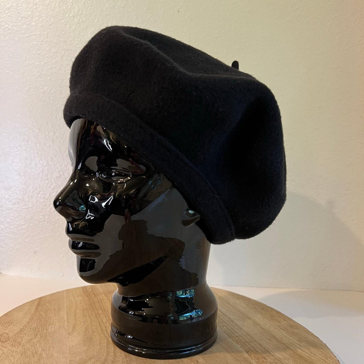 Liz Claiborne Vintage 100% Wool Beret Liz Claiborne Berets for Women | Mercari main image 4