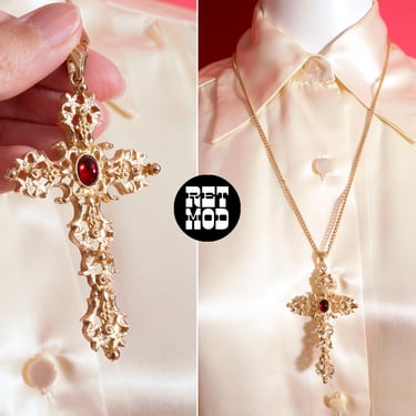 Lovely Vintage 70s Gold Maltese Cross Pendant Necklace 