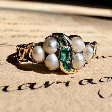 Sweet Antique Late Georgian Split Pearl & Emerald Mourning Ring ~16K sz 6.5 2.2g 