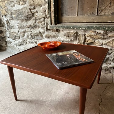 Mid century coffee table Lane coffee table mid century walnut coffee table 