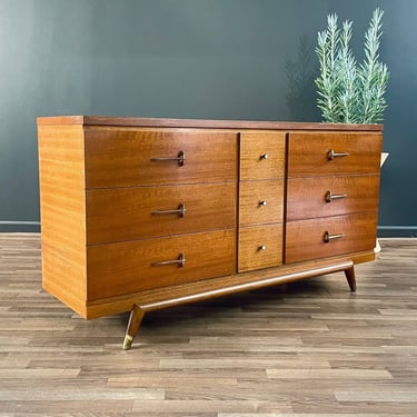 Mid-Century California Modern 9-Drawer Dresser by Burnetts, c.1960’s 