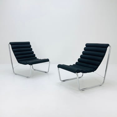 1 of 2 Mid Century Vintage Bauhaus Boudins Lounge Chairs by Michel Boyer 1970s France 