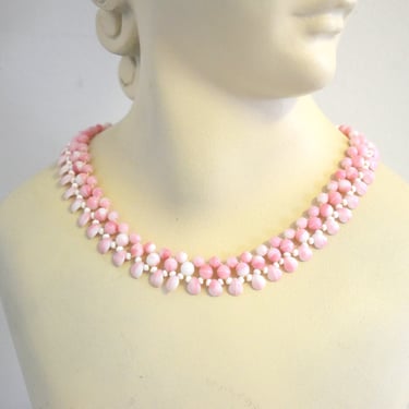1950s Pink Glass Bead Necklace 