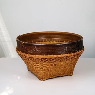 Small Woven Wicker Basket