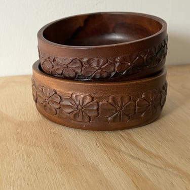 vintage wooden hand carved bowls