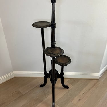 French Napoleon III Second Empire Period 19th Century Sellette Tiered Etagage Plant Candle Stand, Ebonized Parcel Gilt Wood 