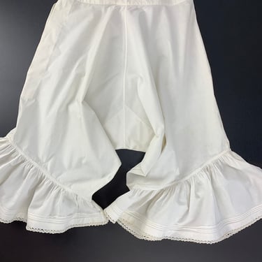 1890's Vintage Bloomers - Pantaloons - All Cotton With Lace Details - 27 Inch Waist 
