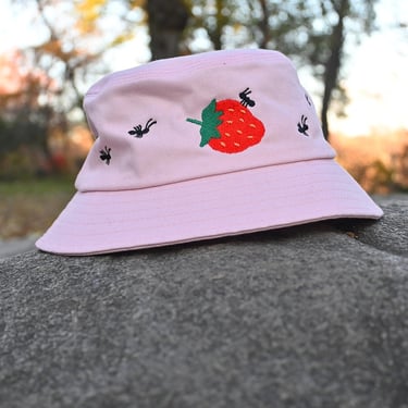 Strawberry &amp; Ants Bucket Hat