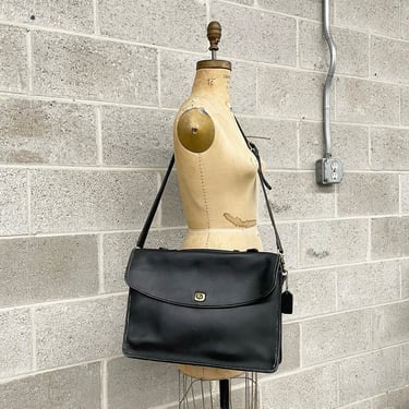 Vintage Coach Bag Retro 1990s Lexington + Black Leather + Messenger + Shoulder Bag + Crossbody + Briefcase + Attaché + Unisex Accessory 