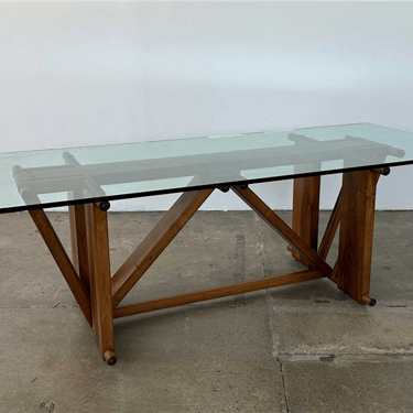 dining table 1673