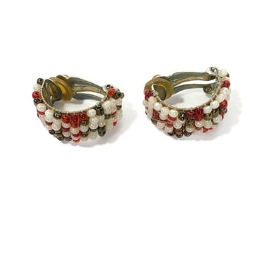 VINTAGE 50s Red and White Seed Bead Ear Cuff Clip On Earrings | 1940s 1950s Retro MCM Atomic Jewelry | VFG 