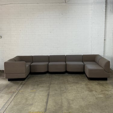 Modular seating by Harvey Probber 