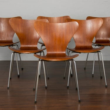 Mid Century Modern Arne Jacobsen for Fritz Hansen Danish Bentwood Walnut Dining Chairs - Set of 6 