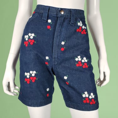 Lady Wrangler embroidered shorts denim vintage 60s mod red & white floral (27/28 x 6) 