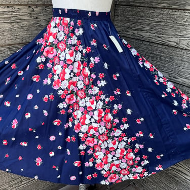 navy climbing floral skirt 1970s pink falling flowers full a-line medium / large 