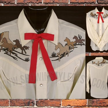 Levi's Vintage Retro Western Men's Cowboy & Rodeo Shirt, Pale Yellow with Printed Running Horses, Approx. Medium (see meas. photo) 